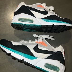 NIke Airs